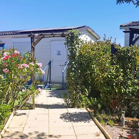 Гостевой дом Cathares Holidays 4*