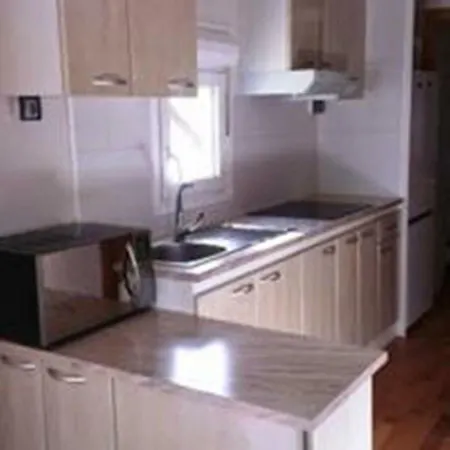 Cathares Holidays Каркассон