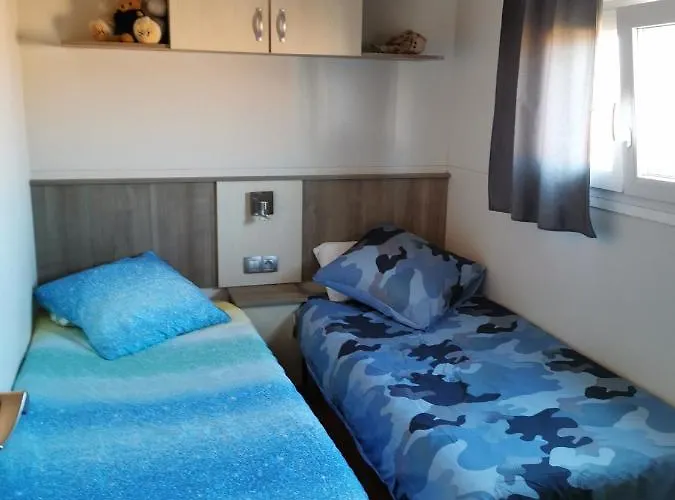 Guest house Cathares Holidays 4*