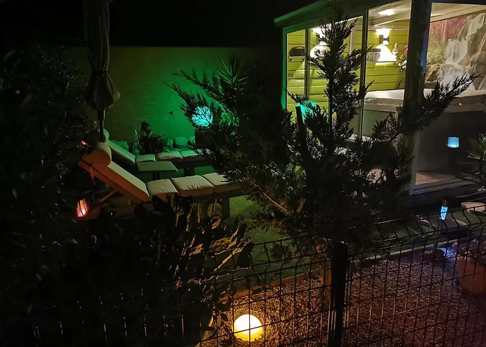 Cathares Holidays Carcassonne