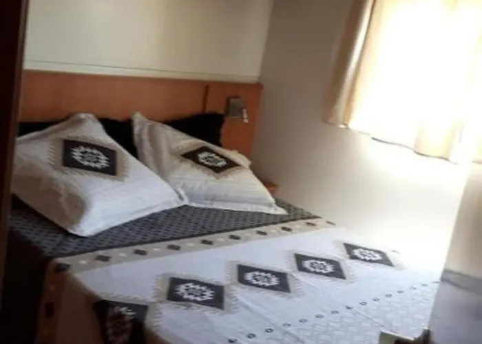 Guest house Cathares Holidays 4*